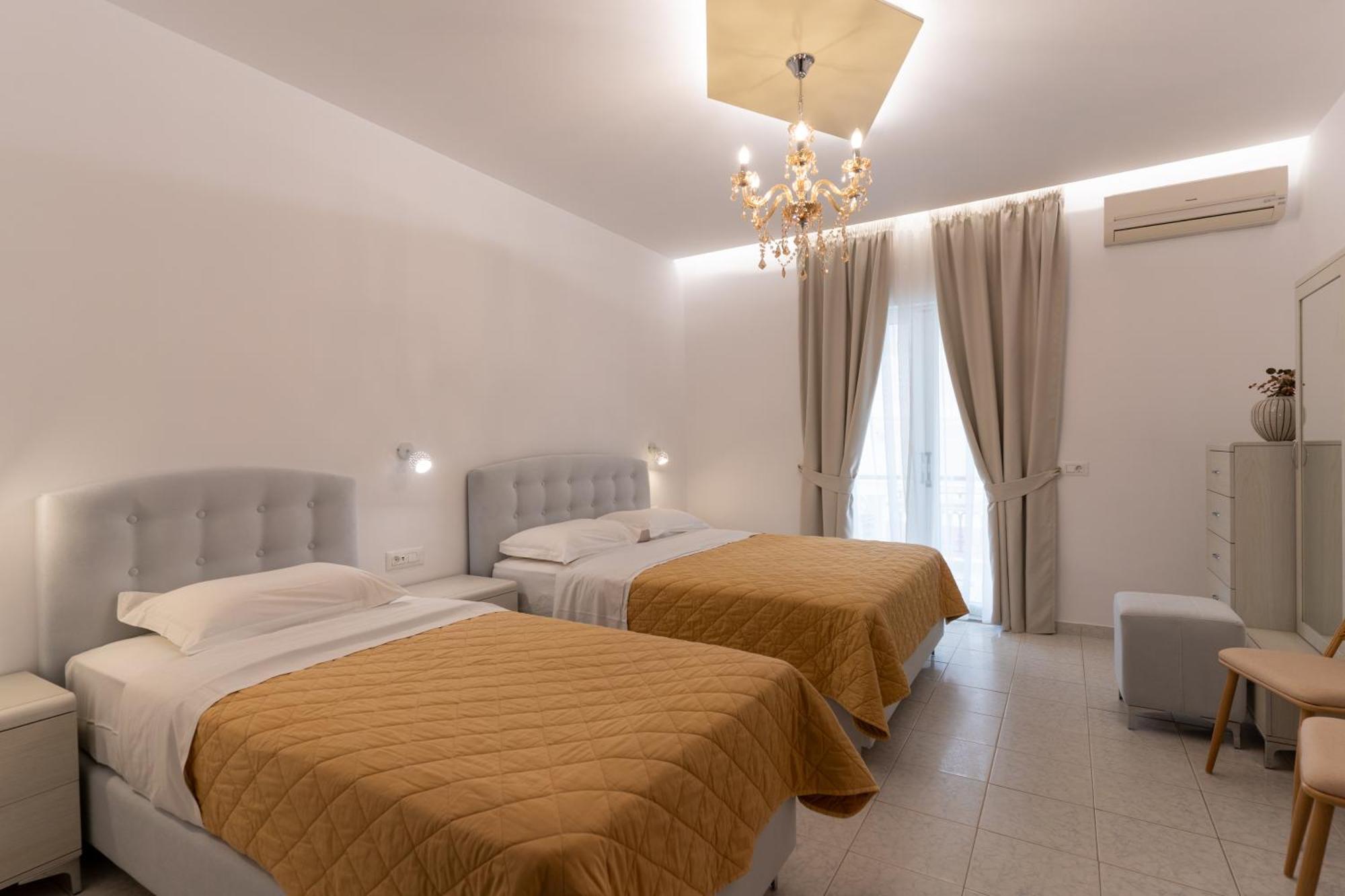Hotel Villa Basil チィリヴィ エクステリア 写真