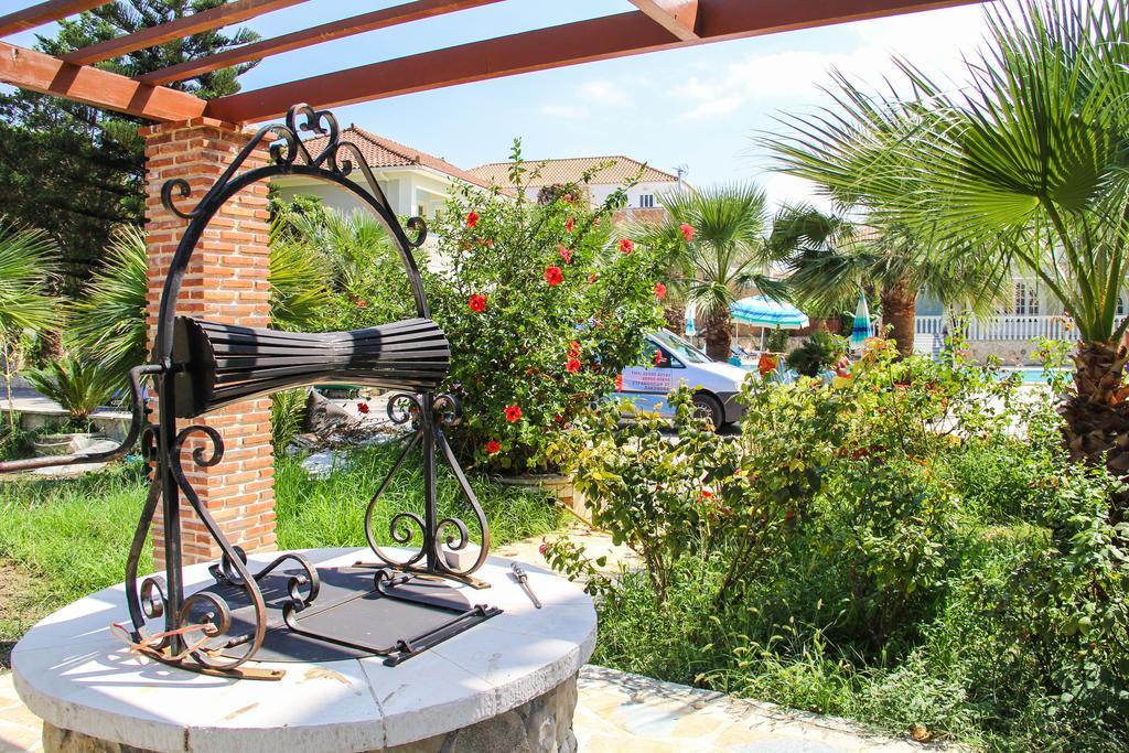 Hotel Villa Basil チィリヴィ エクステリア 写真
